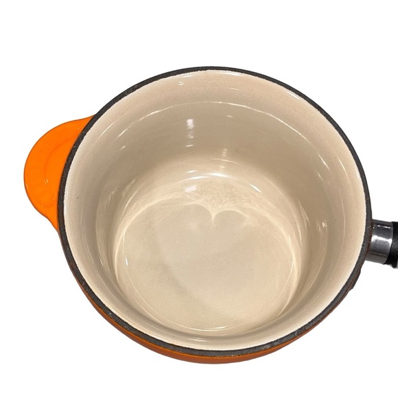 Le Creuset Volcanic Orange Flame Enamel Cast Iron 1 1/4 Quart Saucepan #16 - Picture 6 of 11